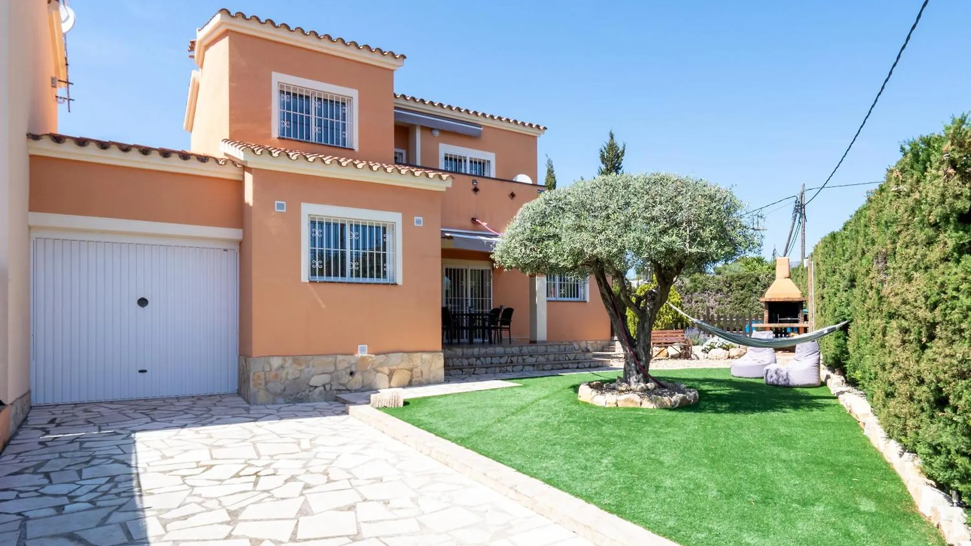 Holiday home Villa Alpamar Les Tres Cales